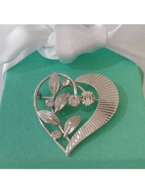 Signed Vintage Van Dell Sterling Silver Openwork Heart with Rhinestones